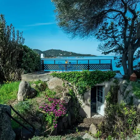 Magdalena - Seafront Villa, Private Path To Villa Coti-Chiavari (Corsica)