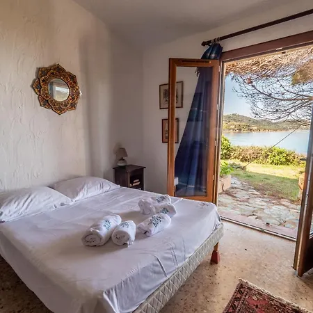 Magdalena - Seafront Villa, Private Path To *