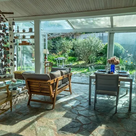 Magdalena - Seafront Villa, Private Path To