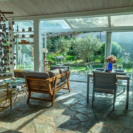 Magdalena - Seafront Villa, Private Path To